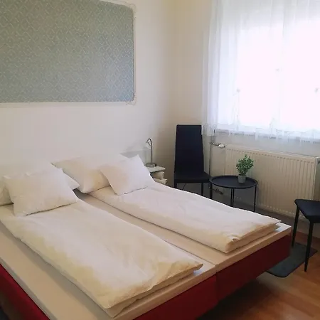 Agi Vendeghaz Alsópáhok